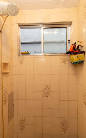Casa à venda com 190m², 4 quartos e 2 vagas