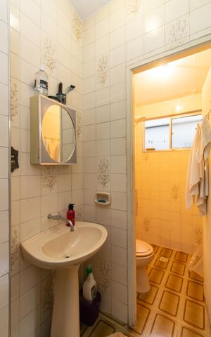 Casa à venda com 190m², 4 quartos e 2 vagas