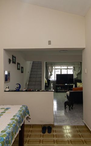 Casa à venda com 190m², 4 quartos e 2 vagas