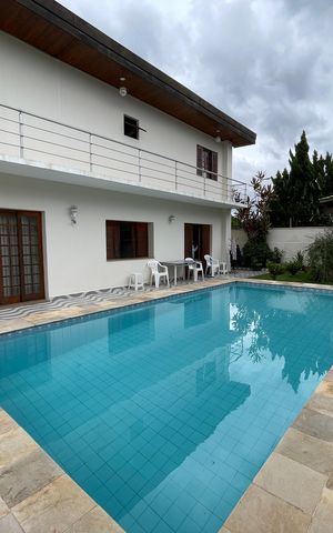 Casa para alugar com 540m², 7 quartos e 6 vagas Casa para alugar com 540m², 7 quartos e 6 vagasPiscina