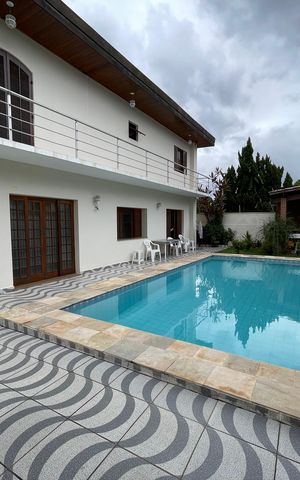 Casa para alugar com 540m², 7 quartos e 6 vagas Casa para alugar com 540m², 7 quartos e 6 vagasPiscina