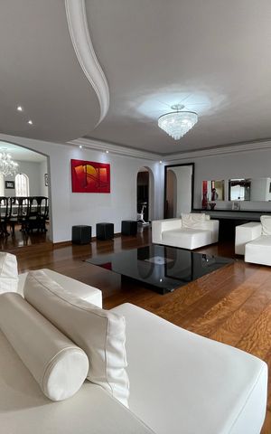 Casa para alugar com 540m², 7 quartos e 6 vagas Casa para alugar com 540m², 7 quartos e 6 vagasSala de estar
