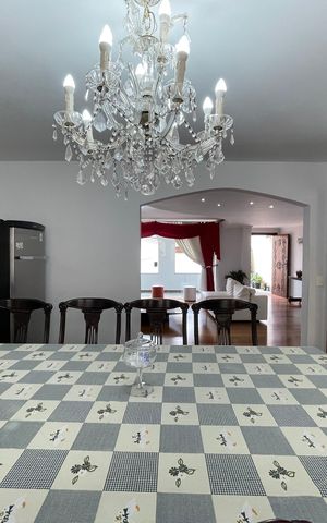 Casa para alugar com 540m², 7 quartos e 6 vagas Casa para alugar com 540m², 7 quartos e 6 vagasSala de Jantar