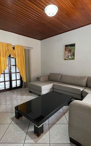 Casa para alugar com 540m², 7 quartos e 6 vagas