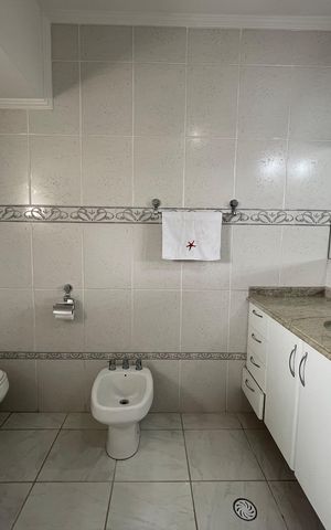 Casa para alugar com 540m², 7 quartos e 6 vagas Casa para alugar com 540m², 7 quartos e 6 vagasBanheiro 4
