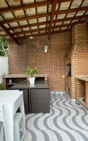 Casa para alugar com 540m², 7 quartos e 6 vagas Casa para alugar com 540m², 7 quartos e 6 vagasChurrasqueira