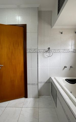 Casa para alugar com 540m², 7 quartos e 6 vagas Casa para alugar com 540m², 7 quartos e 6 vagasBanheiro 4