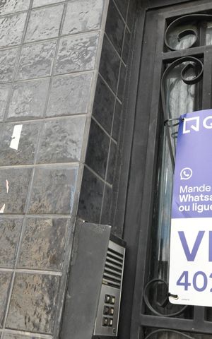 Apartamento à venda com 90m², 2 quartos e sem vagaPlaca