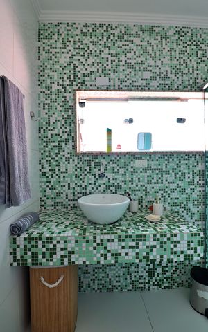 Casa à venda com 350m², 4 quartos e 8 vagasSuíte 3 Banheiro 