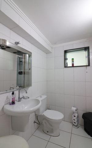 Casa à venda com 350m², 4 quartos e 8 vagasBanheiro do Espaço Gourmet