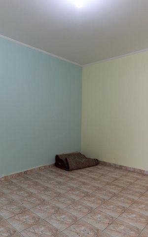 Casa à venda com 500m², 4 quartos e 2 vagas Casa à venda com 500m², 4 quartos e 2 vagasQuarto de serviço