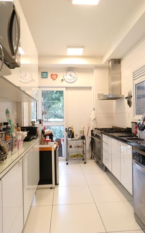 Apartamento à venda com 252m², 4 quartos e 4 vagasCozinha