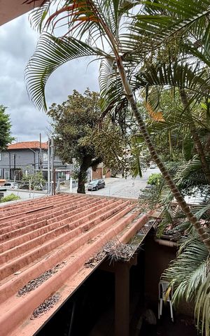 Casa à venda com 350m², 3 quartos e 4 vagas Casa à venda com 350m², 3 quartos e 4 vagasVista Quarto 3