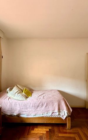 Casa à venda com 350m², 3 quartos e 4 vagas Casa à venda com 350m², 3 quartos e 4 vagasSuíte 2