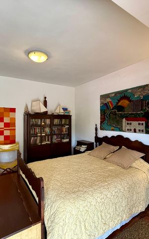 Casa à venda com 350m², 3 quartos e 4 vagas Casa à venda com 350m², 3 quartos e 4 vagasSuíte 1