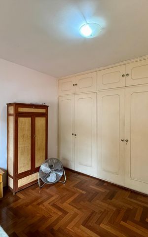 Casa à venda com 350m², 3 quartos e 4 vagas Casa à venda com 350m², 3 quartos e 4 vagasQuarto 3