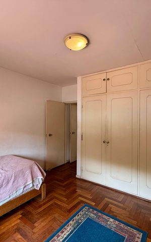 Casa à venda com 350m², 3 quartos e 4 vagas Casa à venda com 350m², 3 quartos e 4 vagasSuíte 2