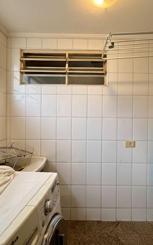 Casa à venda com 350m², 3 quartos e 4 vagas Casa à venda com 350m², 3 quartos e 4 vagasÁrea de Serviço