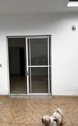 Casa de condomínio à venda com 140m², 1 quarto e 2 vagas Casa de condomínio à venda com 140m², 1 quarto e 2 vagasÁrea externa