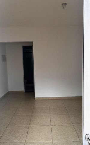 Casa de condomínio à venda com 140m², 1 quarto e 2 vagas Casa de condomínio à venda com 140m², 1 quarto e 2 vagasSala