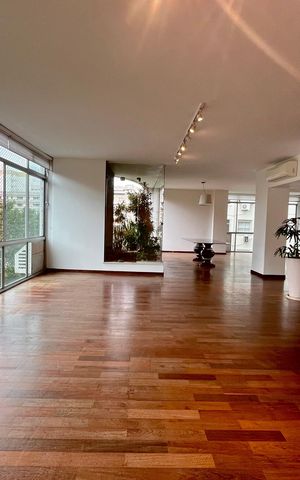 Apartamento à venda com 300m², 4 quartos e 2 vagas