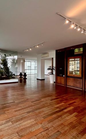 Apartamento à venda com 300m², 4 quartos e 2 vagas