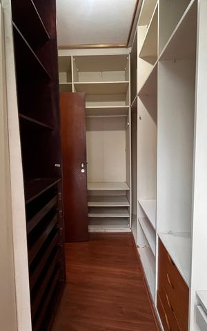 Apartamento à venda com 300m², 4 quartos e 2 vagas