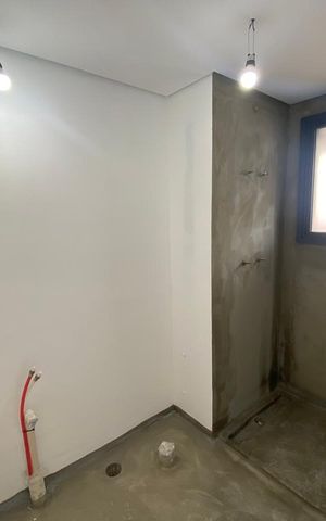 Apartamento à venda com 189m², 4 quartos e 3 vagas Apartamento à venda com 189m², 4 quartos e 3 vagasBanheiro Suíte 2