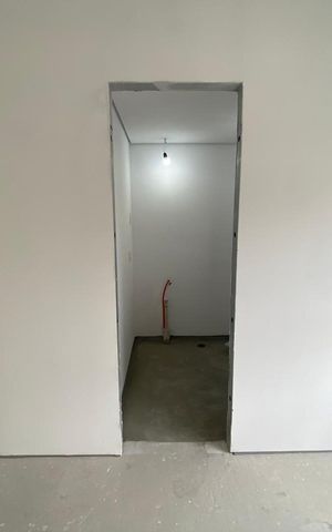 Apartamento à venda com 189m², 4 quartos e 3 vagas Apartamento à venda com 189m², 4 quartos e 3 vagasSuíte 1