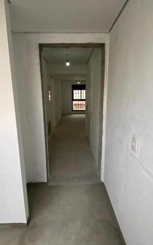 Apartamento à venda com 189m², 4 quartos e 3 vagas Apartamento à venda com 189m², 4 quartos e 3 vagasSuíte 1