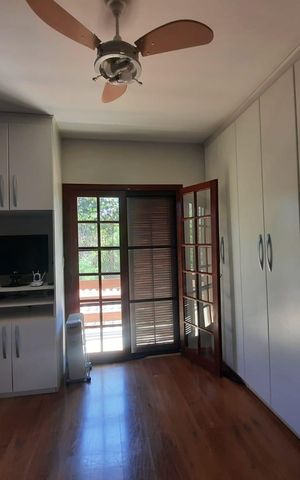 Casa à venda com 212m², 3 quartos e 4 vagas Casa à venda com 212m², 3 quartos e 4 vagasQuarto