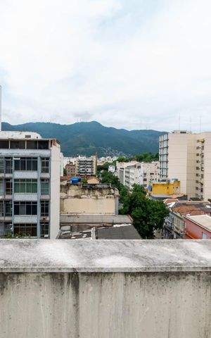 Apartamento à venda com 166m², 4 quartos e sem vagaVaranda