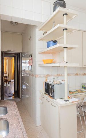 Apartamento à venda com 166m², 4 quartos e sem vagaCozinha