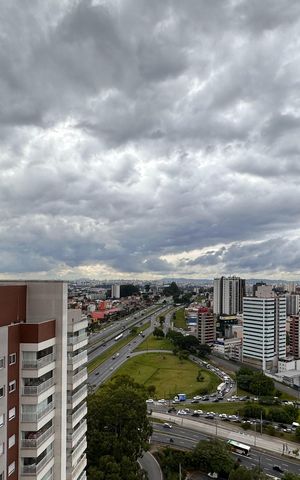 Apartamento à venda com 127m², 3 quartos e 2 vagas Apartamento à venda com 127m², 3 quartos e 2 vagasVista da Sacada