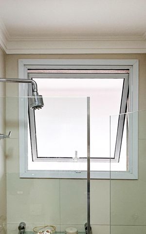 Apartamento à venda com 127m², 3 quartos e 2 vagas Apartamento à venda com 127m², 3 quartos e 2 vagasBanheiro da Suíte 1