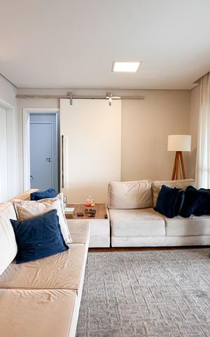 Apartamento à venda com 127m², 3 quartos e 2 vagas Apartamento à venda com 127m², 3 quartos e 2 vagasSala