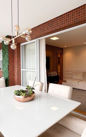 Apartamento à venda com 127m², 3 quartos e 2 vagas Apartamento à venda com 127m², 3 quartos e 2 vagasSacada