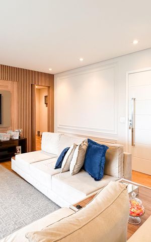 Apartamento à venda com 127m², 3 quartos e 2 vagas Apartamento à venda com 127m², 3 quartos e 2 vagasSala