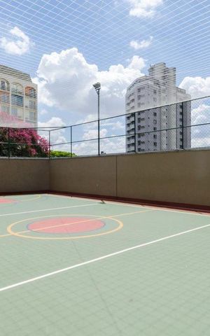Apartamento à venda com 127m², 3 quartos e 2 vagas Apartamento à venda com 127m², 3 quartos e 2 vagasÁrea comum - Quadra