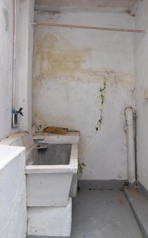 Casa à venda com 298m², 6 quartos e 4 vagasCozinha e Área de Serviço - Casa 1