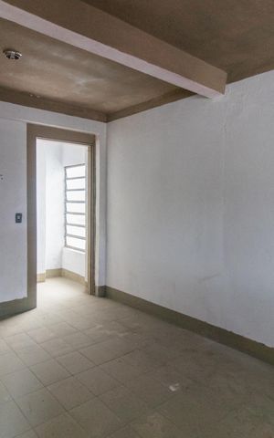 Casa à venda com 298m², 6 quartos e 4 vagasQuarto 2 - Casa 1