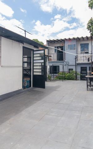 Casa à venda com 298m², 6 quartos e 4 vagasQuintal