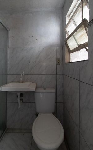 Casa à venda com 298m², 6 quartos e 4 vagasBanheiro - Casa 2