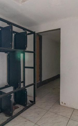 Casa à venda com 298m², 6 quartos e 4 vagasCozinha  - Casa 2