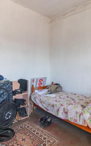 Casa à venda com 298m², 6 quartos e 4 vagasQuarto - Casa 5