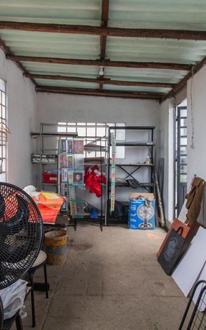 Casa à venda com 298m², 6 quartos e 4 vagasSalão de festas