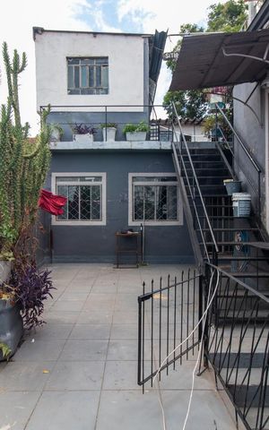 Casa à venda com 298m², 6 quartos e 4 vagasQuintal