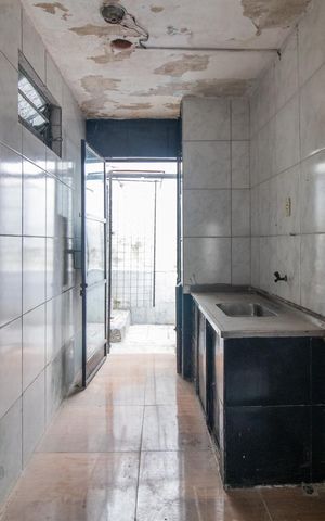 Casa à venda com 298m², 6 quartos e 4 vagasCozinha e Área de Serviço - Casa 1