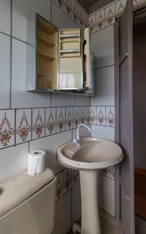 Casa à venda com 298m², 6 quartos e 4 vagasBanheiro - Casa 4