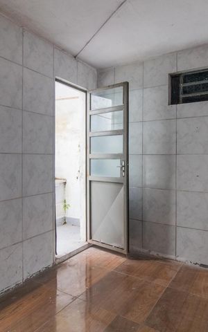 Casa à venda com 298m², 6 quartos e 4 vagasCozinha e Área de Serviço - Casa 1